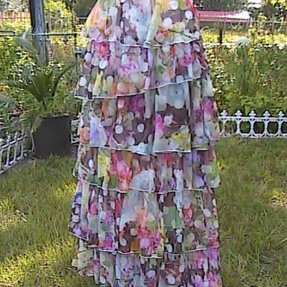 Black Multi Ruffles Chiffon Color Layer Skirt - Picture 2 of 8